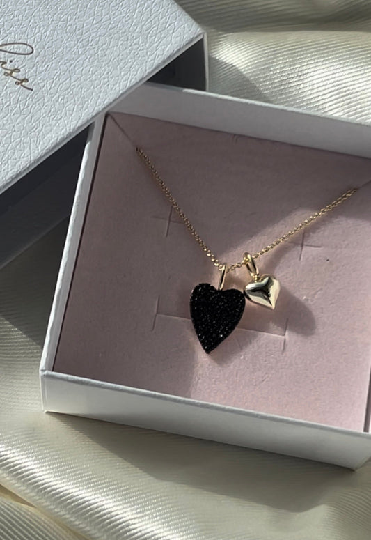 Be Mine Charm Set The Sis Kiss