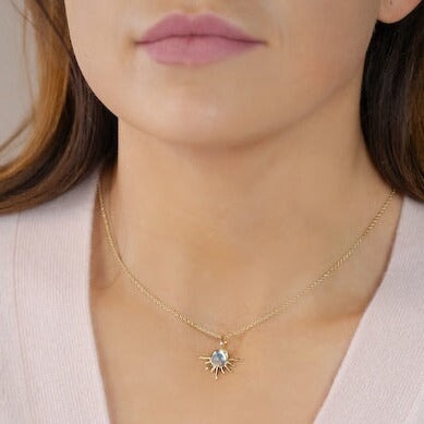 Solstice Charm The Sis Kiss