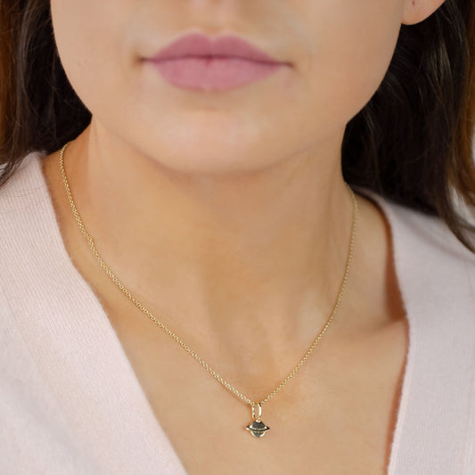 Out of this World Charm The Sis Kiss