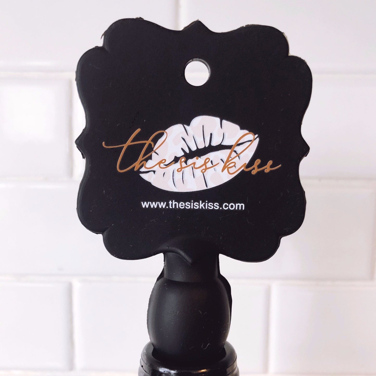 The Sis Kiss Wine Stopper HOME The Sis Kiss