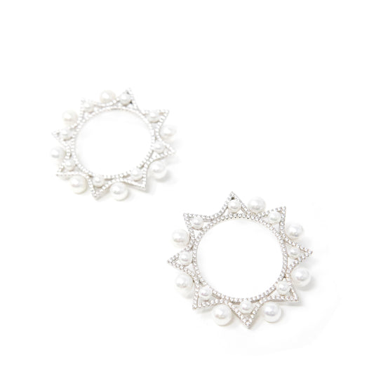 Pearl and Crystal Wreath Earrings JEWELRY The Sis Kiss