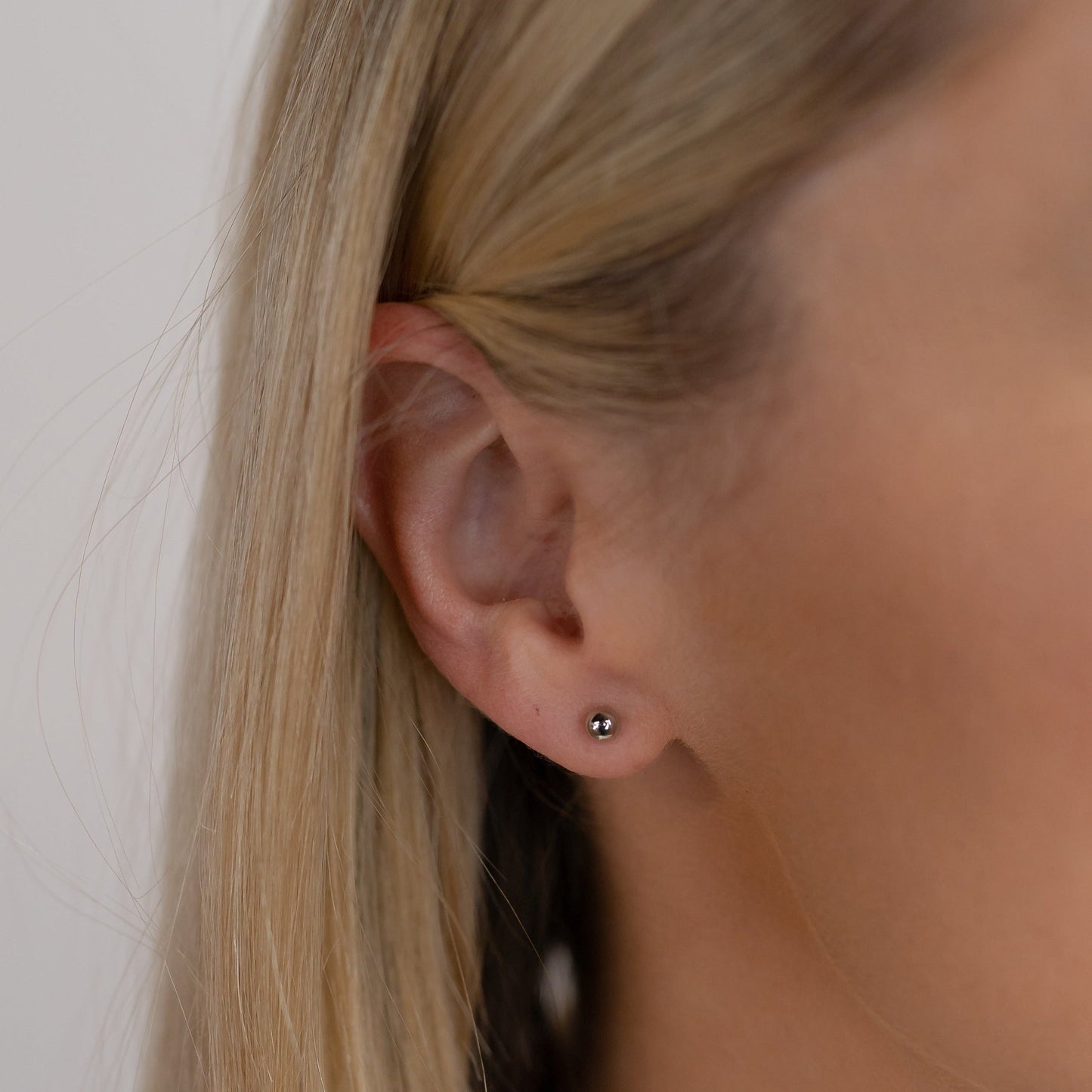 The Moselle Stud Earrings JEWELRY The Sis Kiss