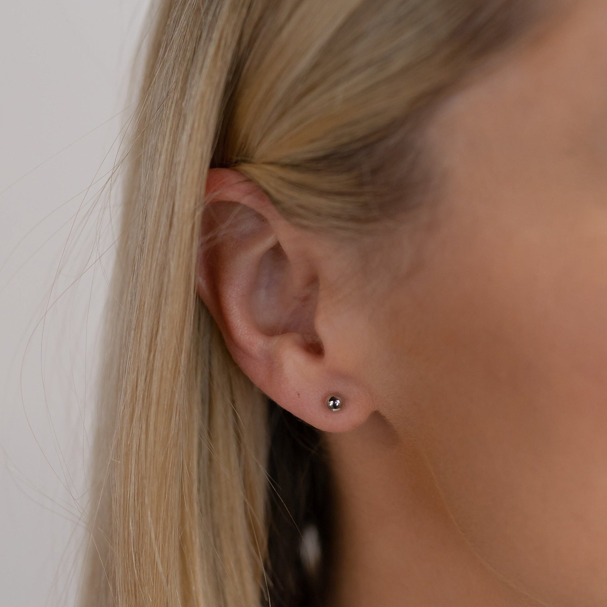 The Essentials Slim Earring Set JEWELRY The Sis Kiss