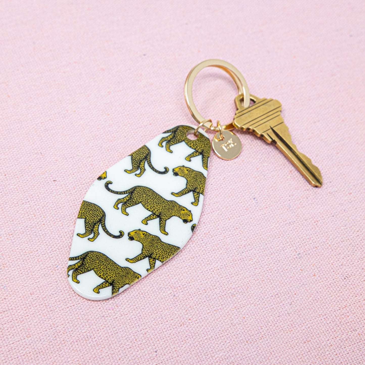 Hotel Keychains - TSK Graphics ACCESSORY The Sis Kiss