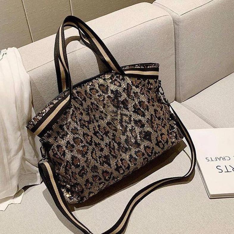 Sparkle Weekender Bag in Leopard Print ACCESSORY The Sis Kiss