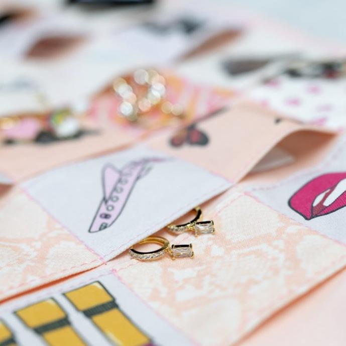 24 Days of Jewelry Travel Roll Jewelry The Sis Kiss