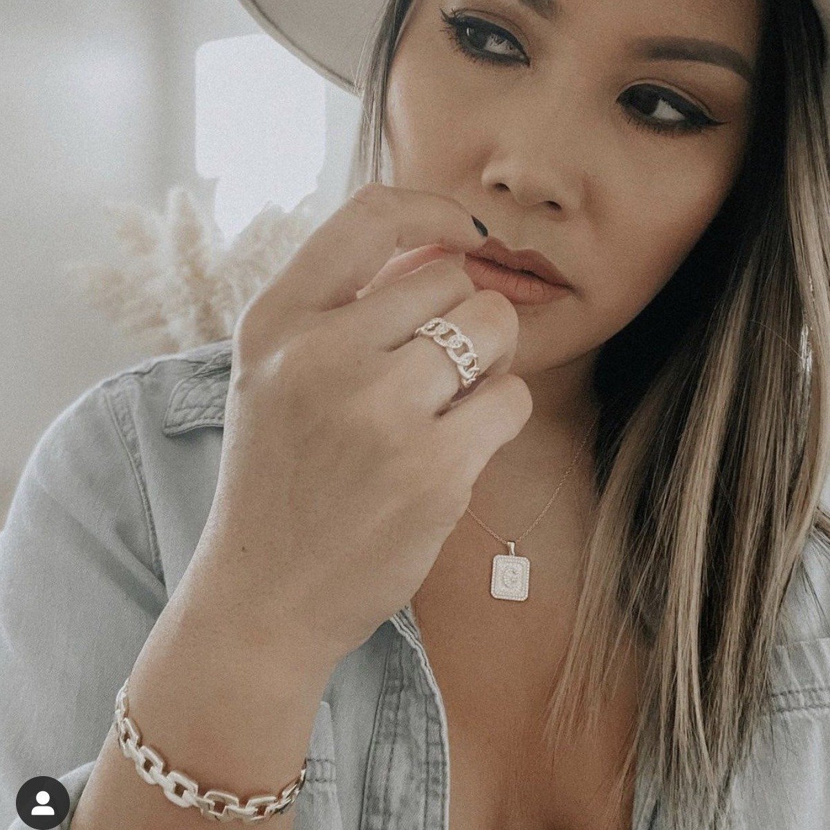 Gold Chain Link Cuff JEWELRY The Sis Kiss