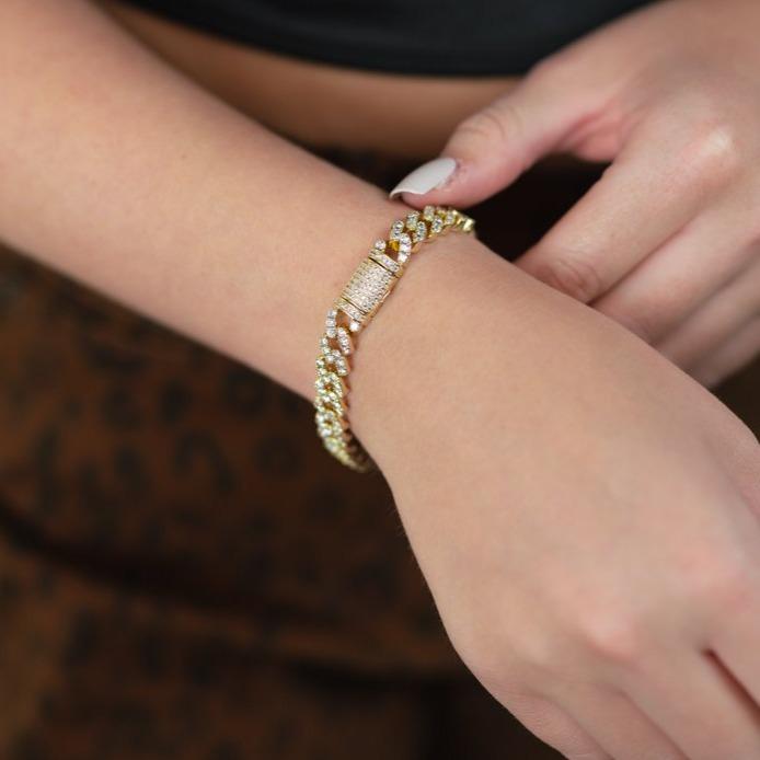 Dainty Crystal Cuban Chain Bracelet JEWELRY The Sis Kiss