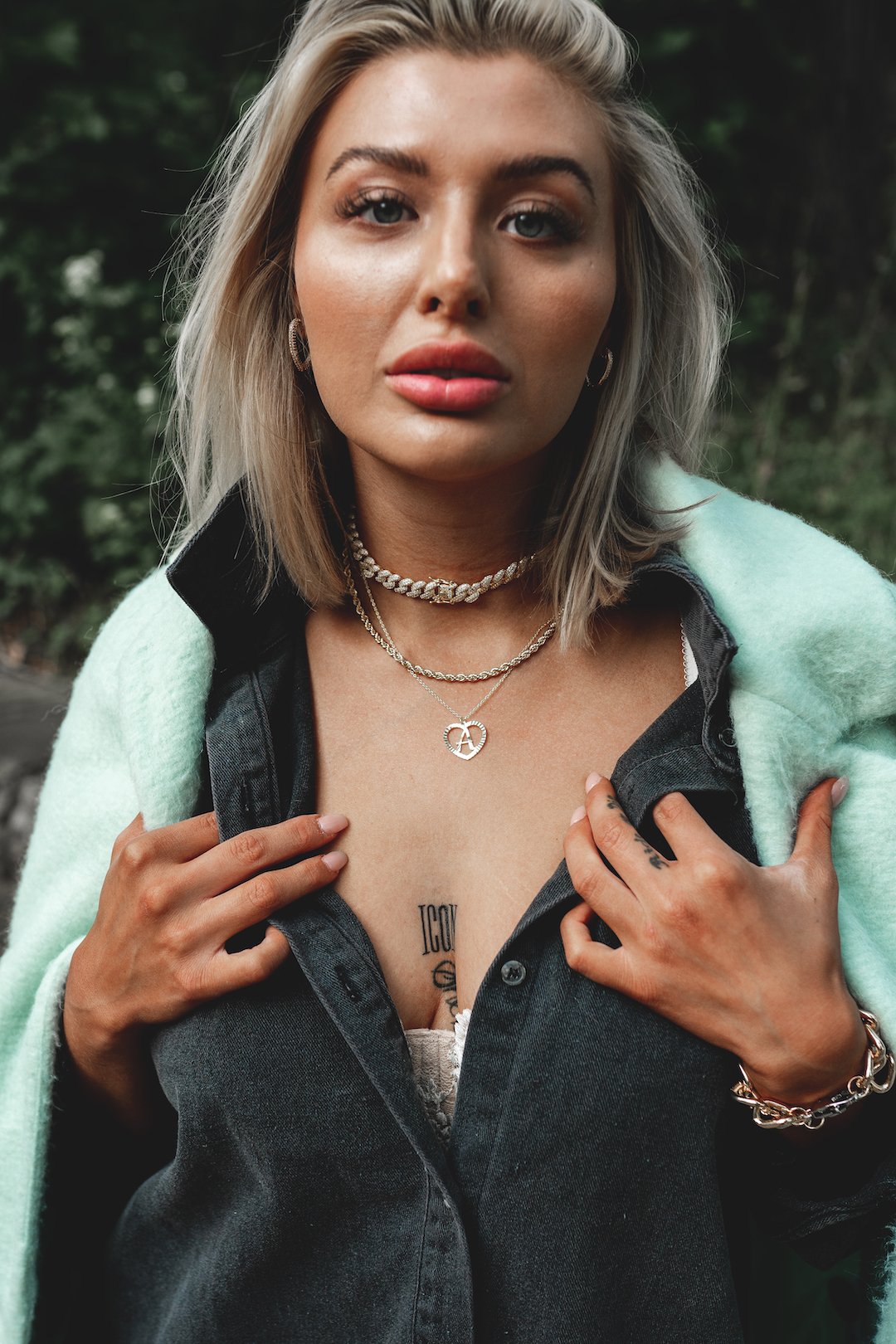 The Sis Kiss Muse Heart Initial Necklace JEWELRY The Sis Kiss