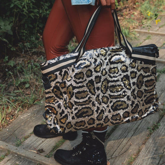 Sparkle Weekender Bag in Leopard Print ACCESSORY The Sis Kiss