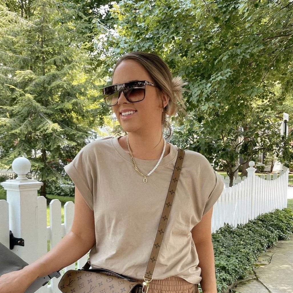 Pearl and Curb Chain Initial Necklace JEWELRY The Sis Kiss