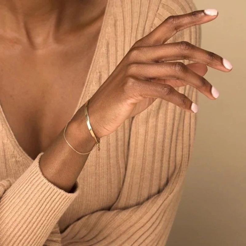 Flat Gold Bracelet JEWELRY The Sis Kiss