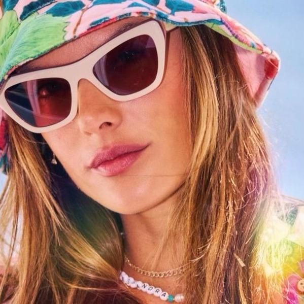 Customized Rainbow and Pearl Beaded Necklace JEWELRY The Sis Kiss