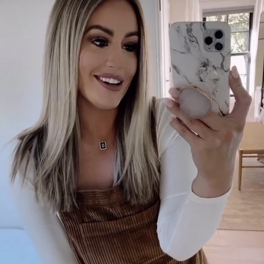 Square Pendant Initial Necklace in Black & Gold JEWELRY The Sis Kiss