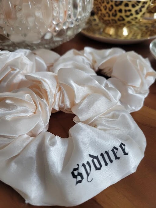 Customized Sis Kiss Scrunchie Hannah