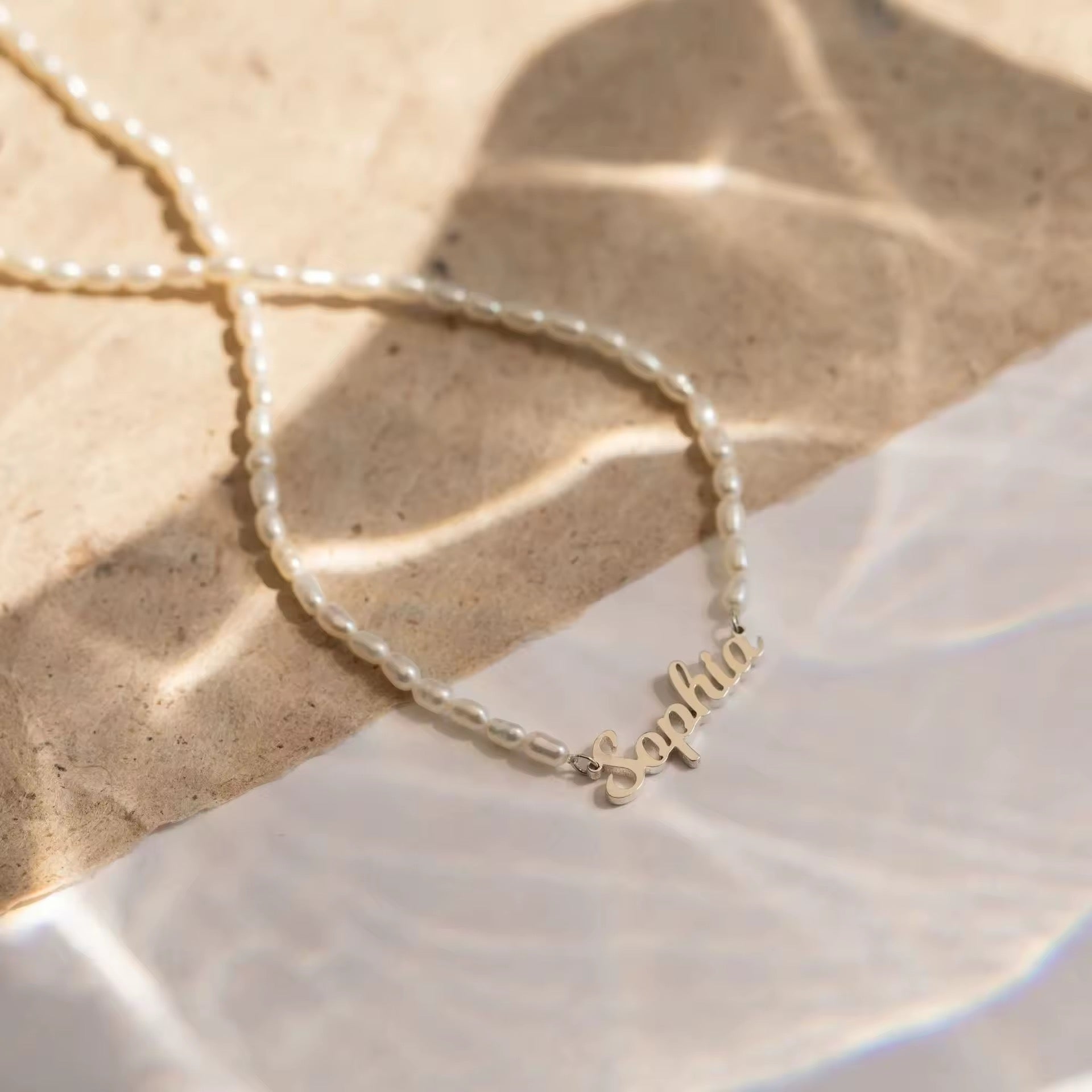 Custom Classic Pearl Nameplate Necklace necklace Rena