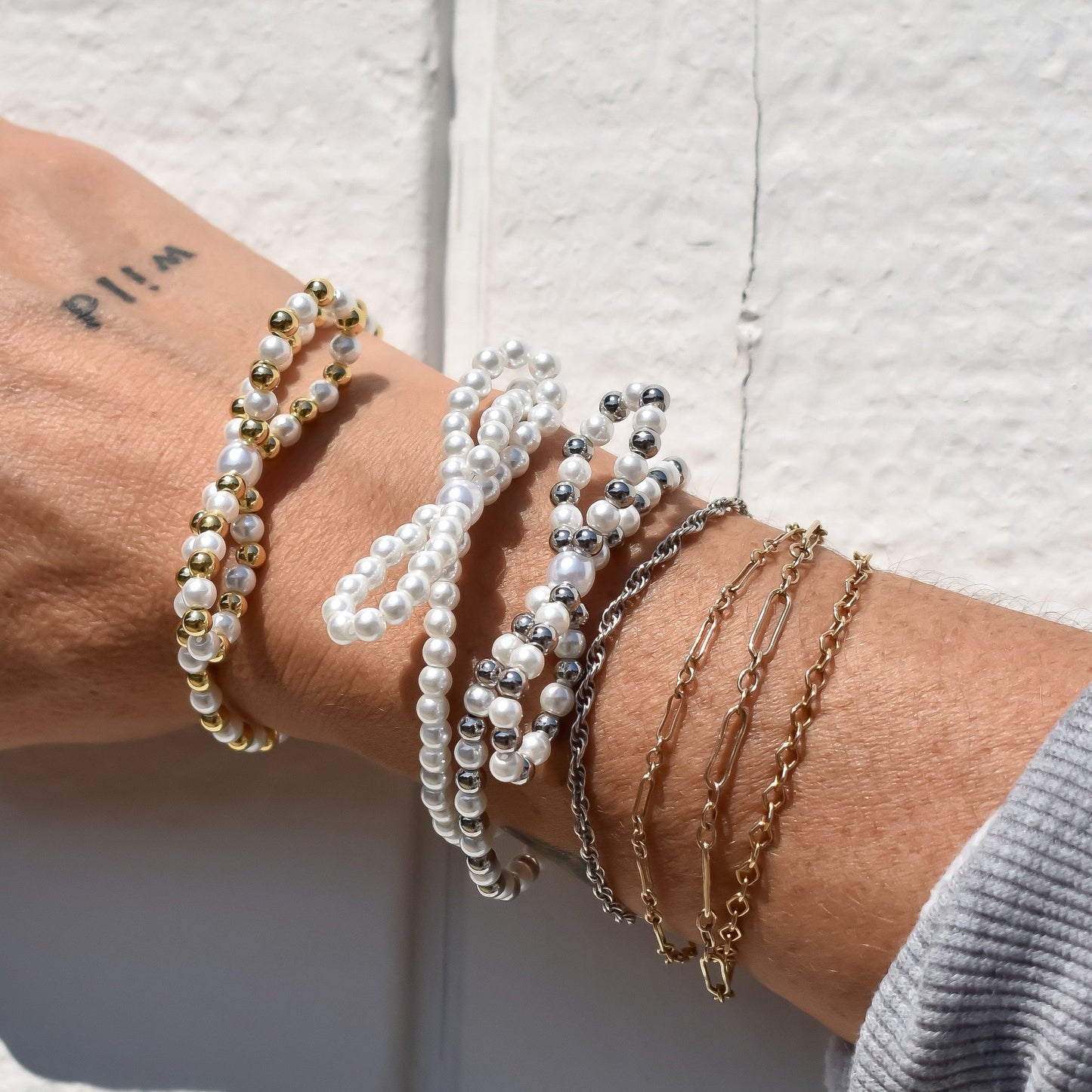 On Knox Beaded Bow Bracelet Bracelets Sis Kiss 