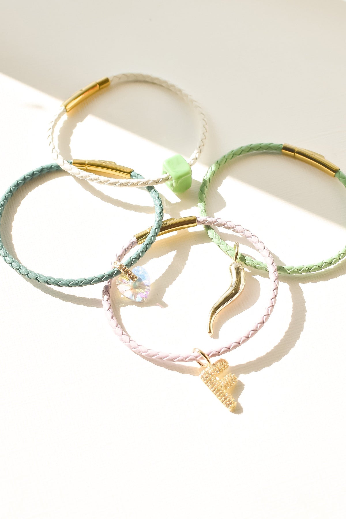 Aura Charm Bracelet Bracelet Sis Kiss 