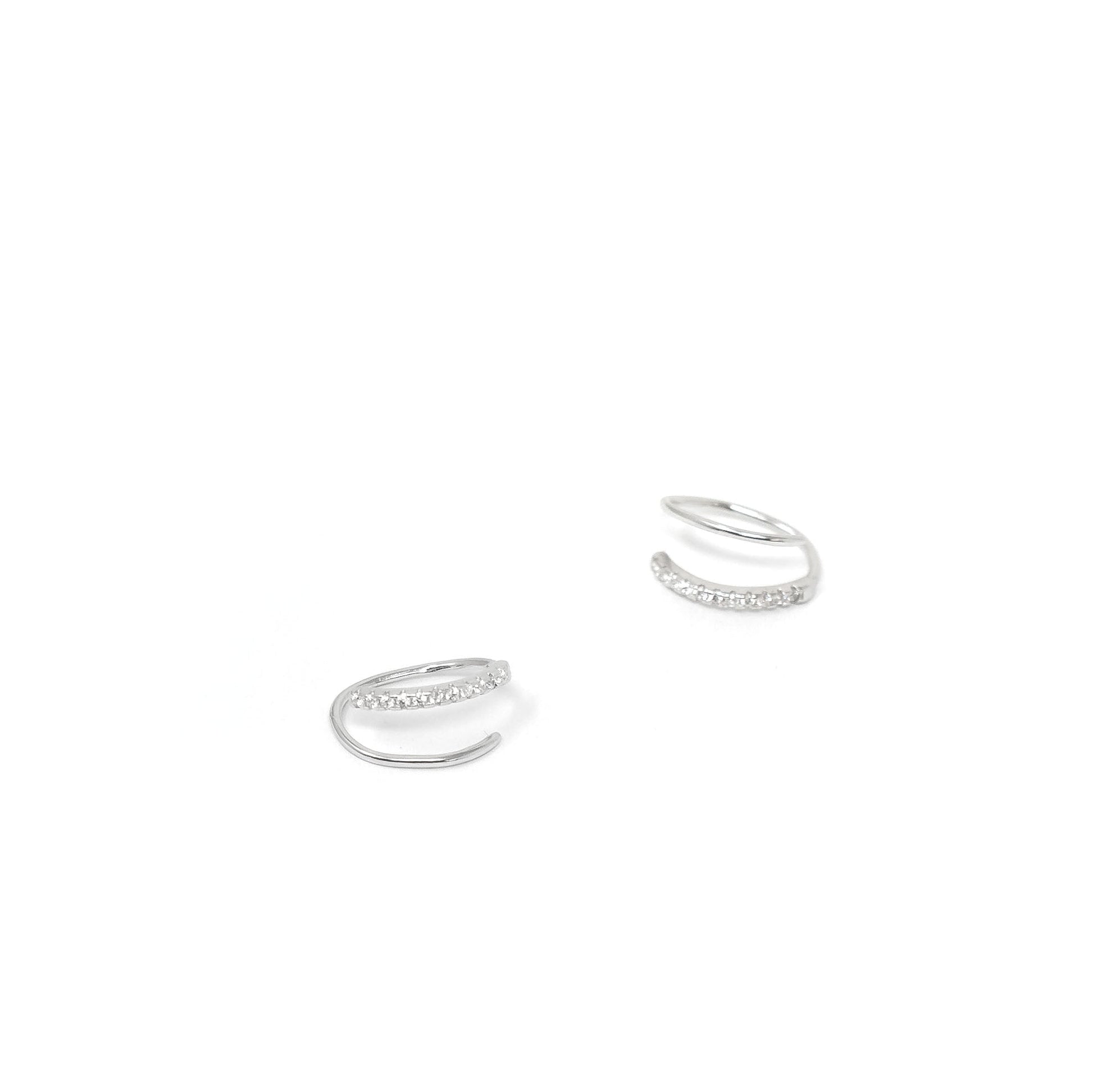 Daisy Faux Double Pierced Huggie Sis Kiss Silver 