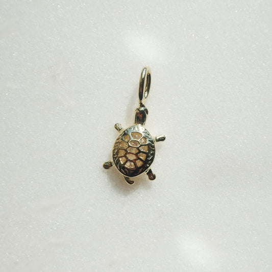 Tiny Turtle Charm Charms & Pendants The Sis Kiss 