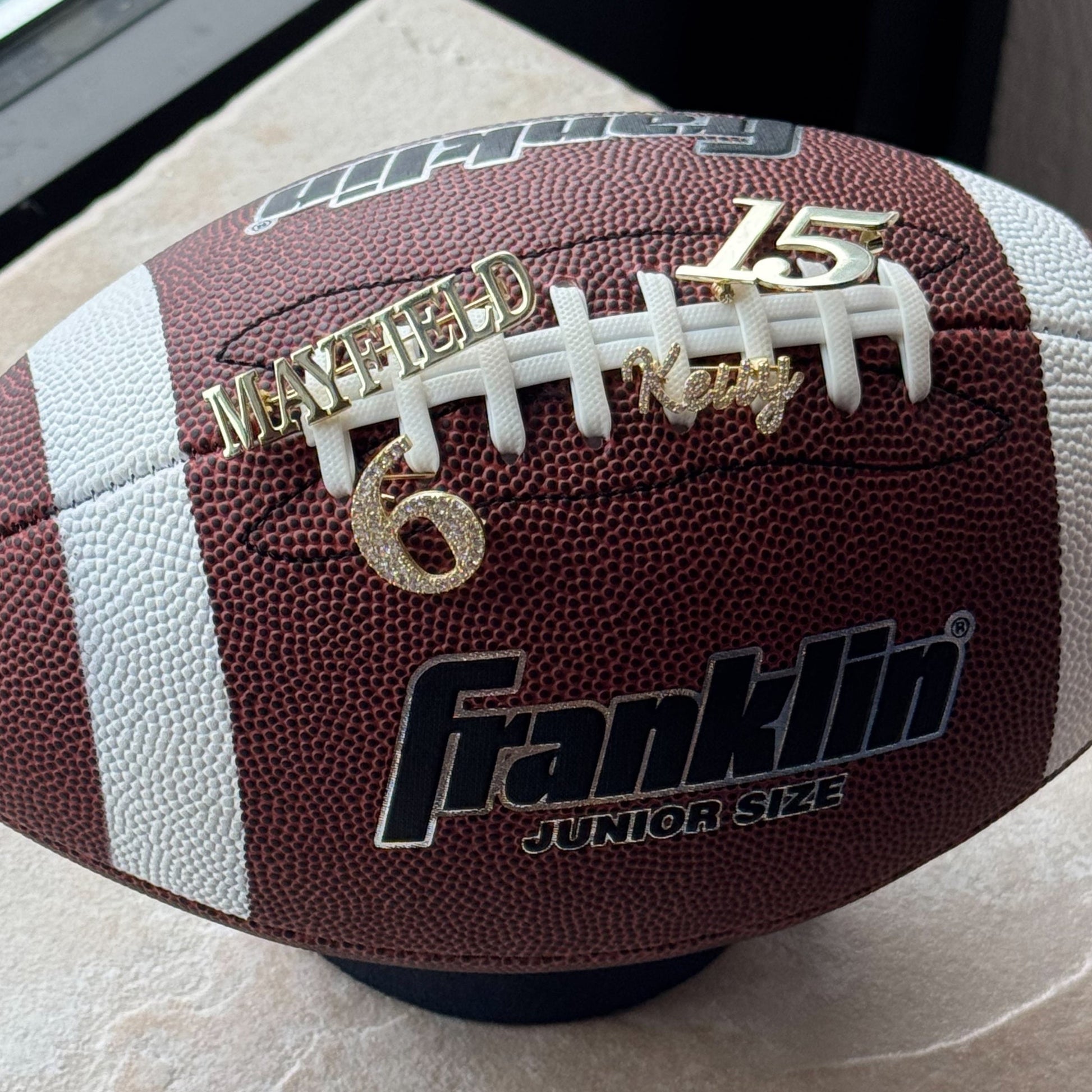 Signature Sideline Custom Brooch BROOCH Bob 