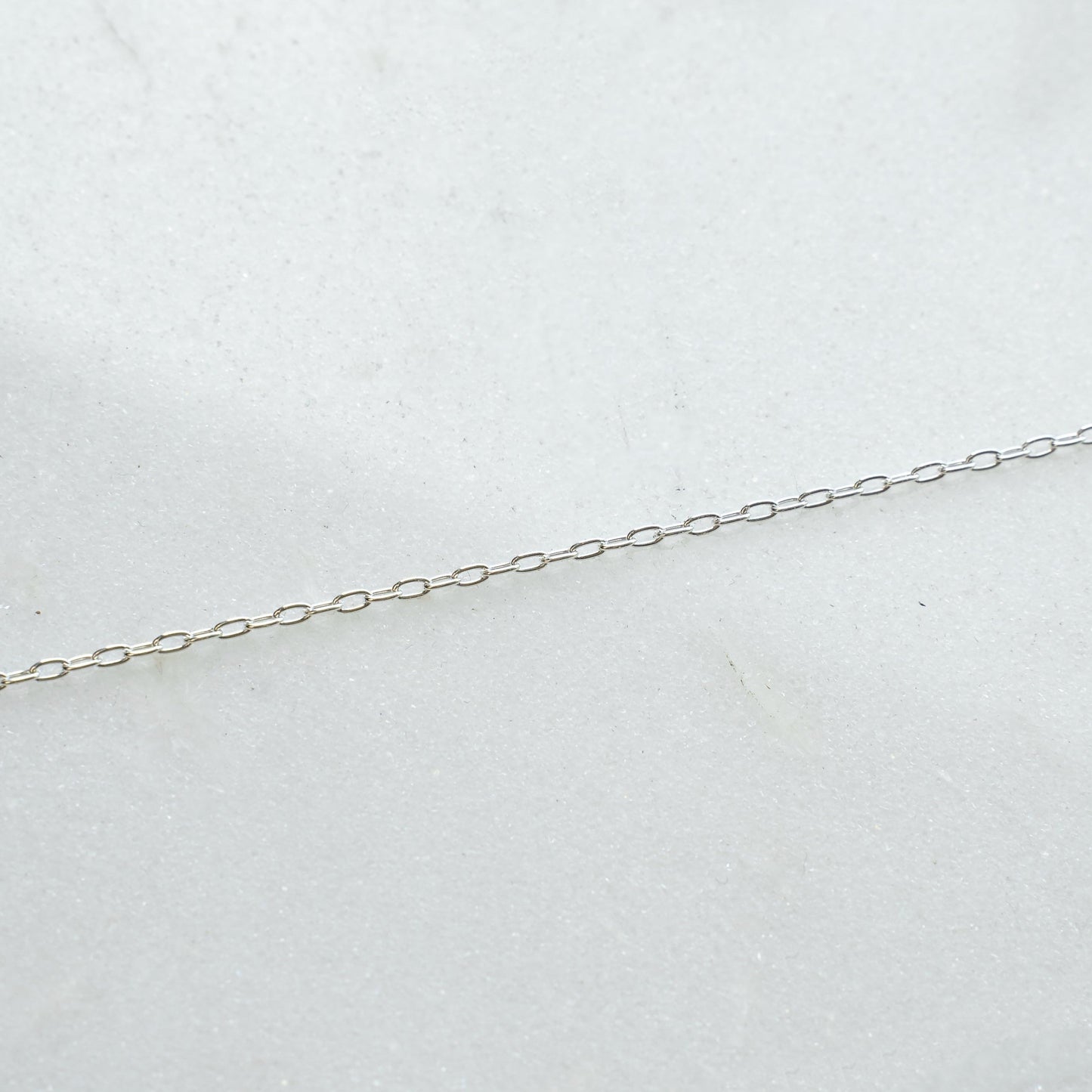 Lovely Links Permanent Jewelry JEWELRY The Sis Kiss Sterling Silver 1.5mm Elongated Oval Link Cable Chain 15 Minutes