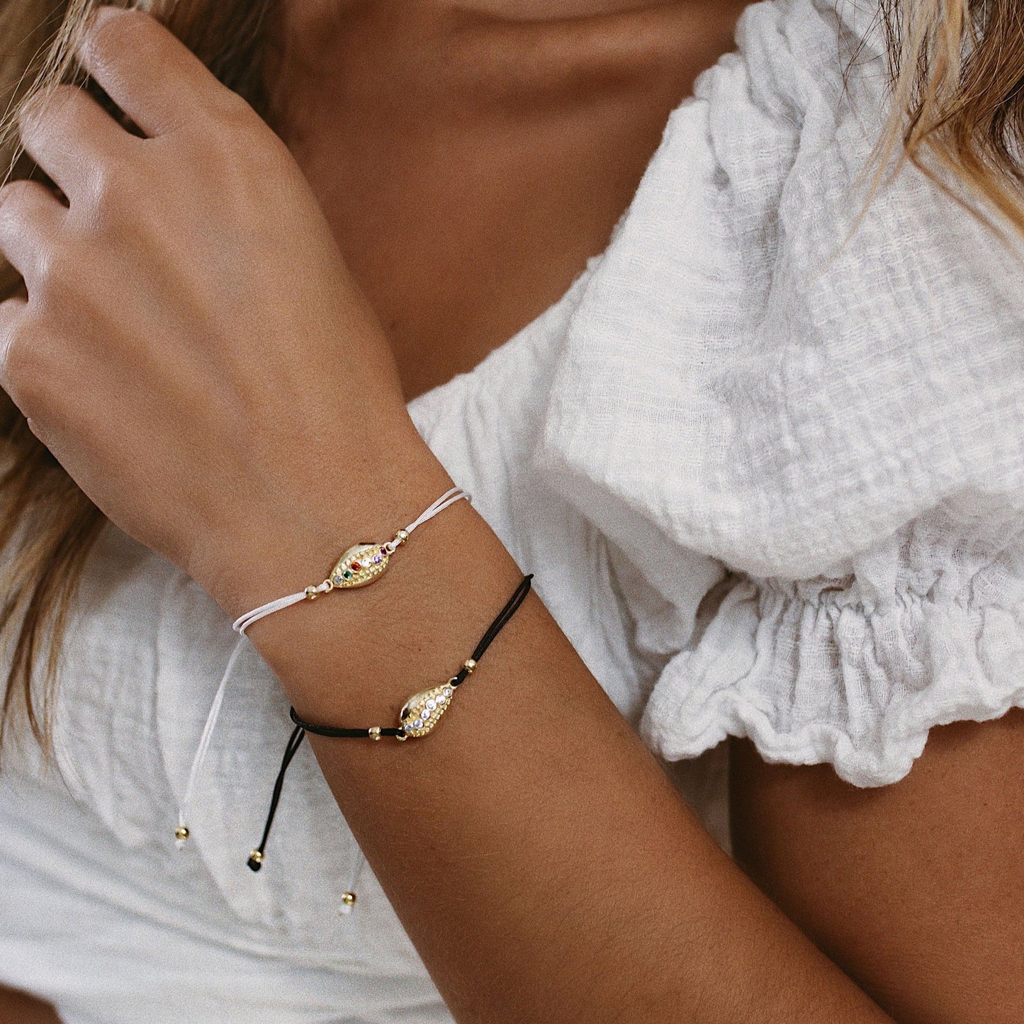 Gold Shell Adjustable Bracelets in Black and White JEWELRY The Sis Kiss 