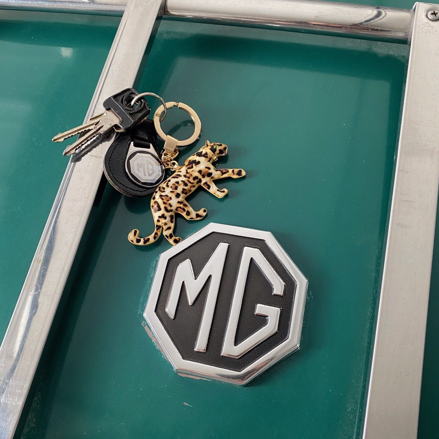 The Sis Kiss Louis the Leopard Keychain ACCESSORY The Sis Kiss